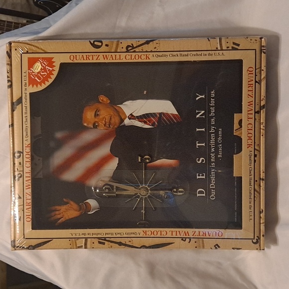 Obama "Destiny" - 10" x 12" Quartz Wall Clock - New - Picture 1 of 2